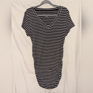 Liz Lange Maternity Black and White Striped V-Neck Tee